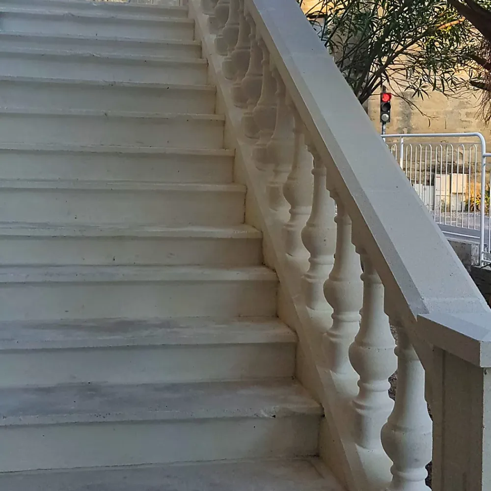 Prensimac Garde-Corps, Balustrade<BALUSTRES BETON B72 - 1 mètre linéaire complet - Dimensions : L 100 x l 22 x Ht. 94cm