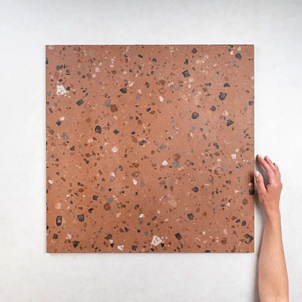 Gioia Materia Carrelage effet Terrazzo COCCIO 60x60 rectifié Terra - Les Carreaux de Jean- Carrelage Sol Effet Terrazzo