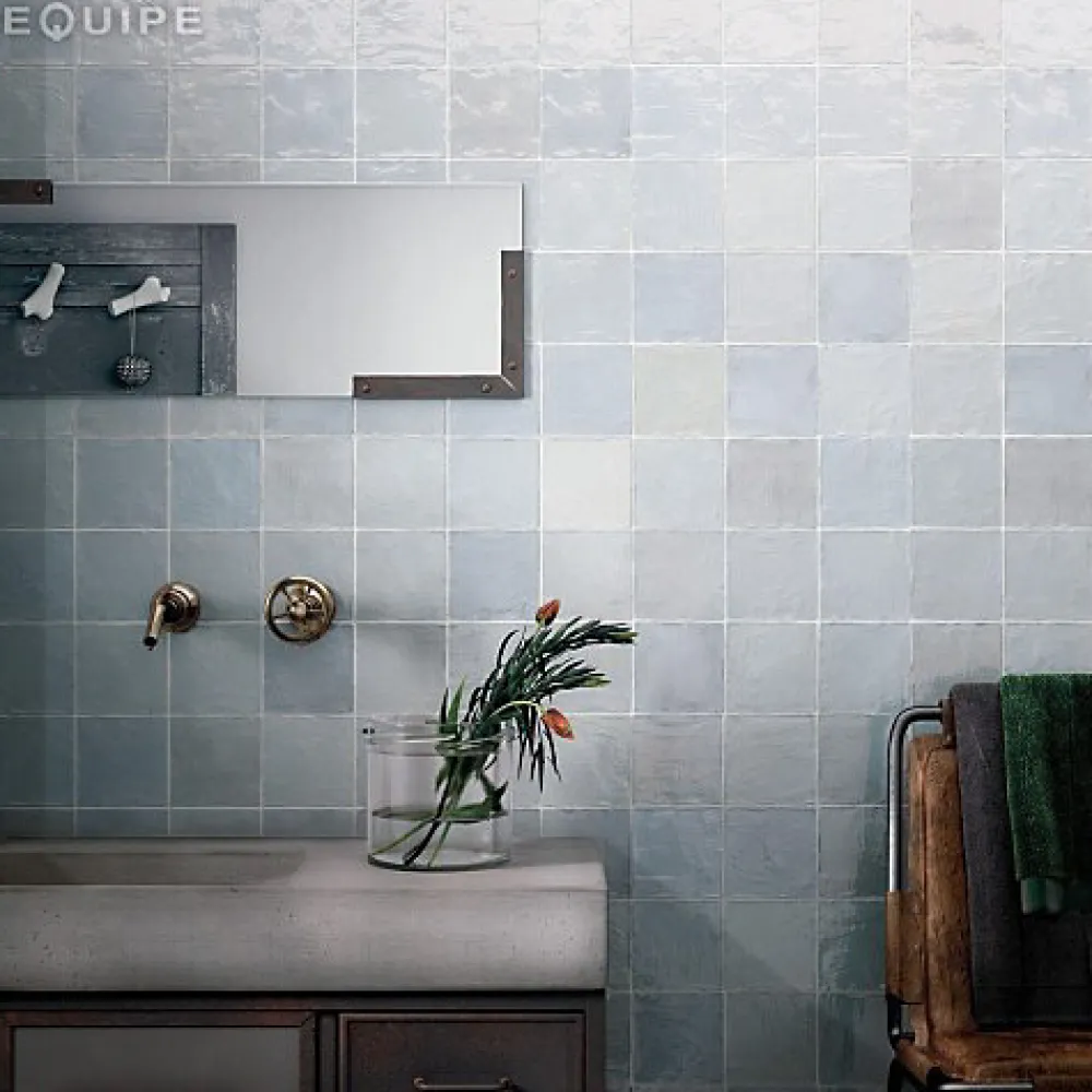 Gioia Materia Faïence Pour Pièce À Vivre<Carrelage Effet Zellige Bleu Clair LA RIVIERA 13,2x13,2 Lavanda Blue - Les Carreaux de Jean