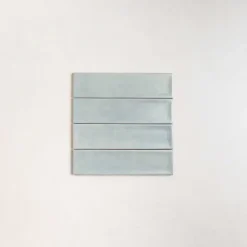 Les Carreaux De Jean  Carrelage Effet Zellige Bleu Ciel NARA Glass Mate 7,5x30cm - Les Carreaux de Jean- Faïence Pour Cuisine|Faïence Pour Douche