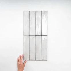 Les Carreaux De Jean  Carrelage Effet Zellige Gris Clair FUSION Grigio 6x25cm - Les Carreaux de Jean- Faïence Pour Douche