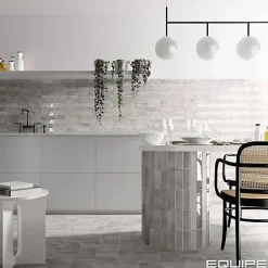 Gioia Materia Faïence Pour Cuisine|Faïence Pour Pièce À Vivre<Carrelage Effet Zellige Gris COLO Gloss 5x15 Amber Grey - Les Carreaux de Jean