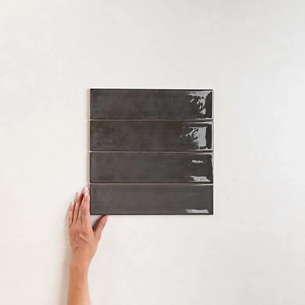 Les Carreaux De Jean Faïence Pour Pièce À Vivre<Carrelage Effet Zellige NARA Noir Gloss 7,5x30cm - Les Carreaux de Jean