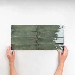 Les Carreaux De Jean  Carrelage Effet Zellige Vert FUSION Smeraldo 6x25cm - Les Carreaux de Jean- Faïence Pour Salle De Bains