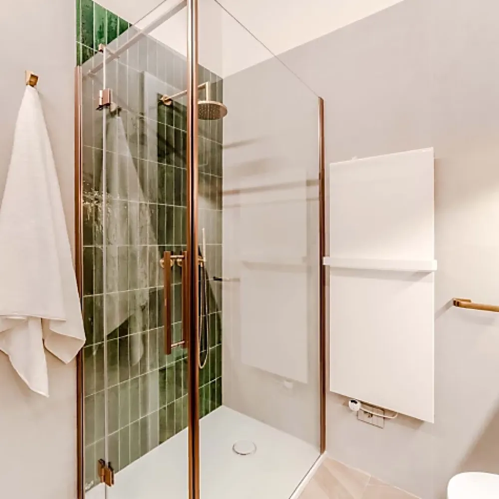 Les Carreaux De Jean Faïence Pour Salle De Bains<Carrelage Effet Zellige Vert Émeraude TANGER 6x24 Green - Les Carreaux de Jean