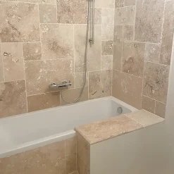 Ligerio Carrelage en travertin deuxième choix - Opus : 4 formats, 1,2 cm - Vendu en lot de 0.74 m²- Travertin