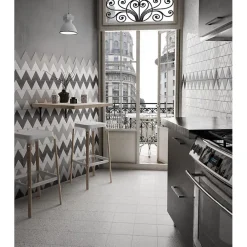 Aelle Carrelage Carrelage mur triangulaire uni gris brillant SCALE TRIANGOLO LIGHT GREY- Carrelage Mural Uni