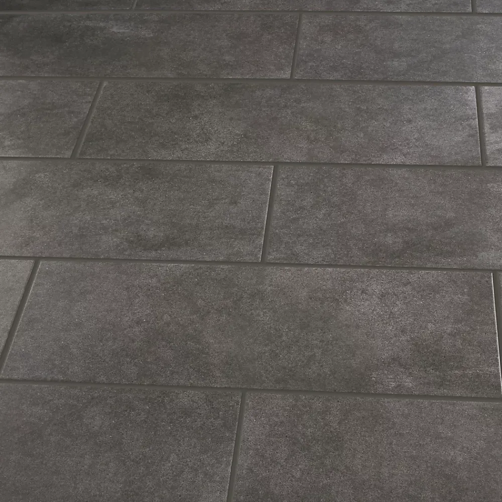 GoodHome Carrelage mural anthracite grès cérame émaillé L.60 x l.20 cm x ép.8,3 mm, Konkrete- Carrelage Mural Effet Béton|Carrelage Mural Pour Salle De Bains