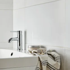 GoodHome Carrelage mural intérieur blanc brillant L.60 x l.30 cm x ép.9 mm, Perouso- Carrelage Mural Uni|Carrelage Mural Pour Douche