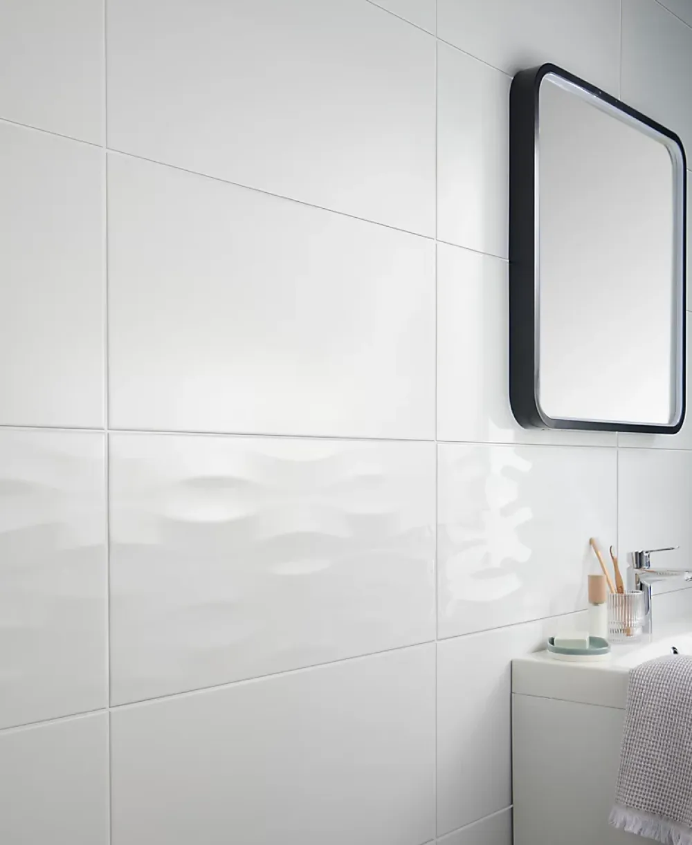 GoodHome Carrelage mural intérieur blanc brillant L.60 x l.30 cm x ép.9 mm, Perouso- Carrelage Mural Uni|Carrelage Mural Pour Douche