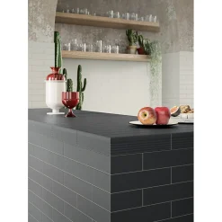 Aelle Carrelage Carrelage sol / mur brique à relief uni noir 5,6x23,2 cm MODULO INCISO CARBONE- Carrelage Sol Uni