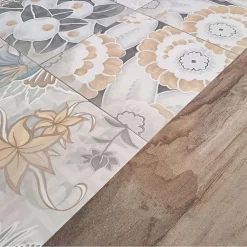 Aelle Carrelage Carrelage Sol Effet Carreaux De Ciment|Carrelage Sol Pour Cuisine<Carrelage sol / mur effet ciment 20x20 cm VODEVIL FLORE GRIS PATCHWORK