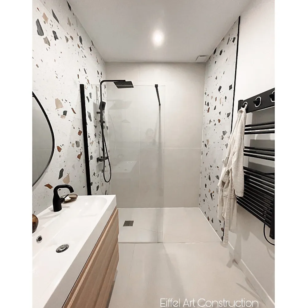 Eiffel art construction Carrelage Sol Effet Terrazzo<Carrelage sol / mur effet terrazzzo coloré 80x80 cm STRACCIATELLA NACAR (vendu par boite 1.28m2)