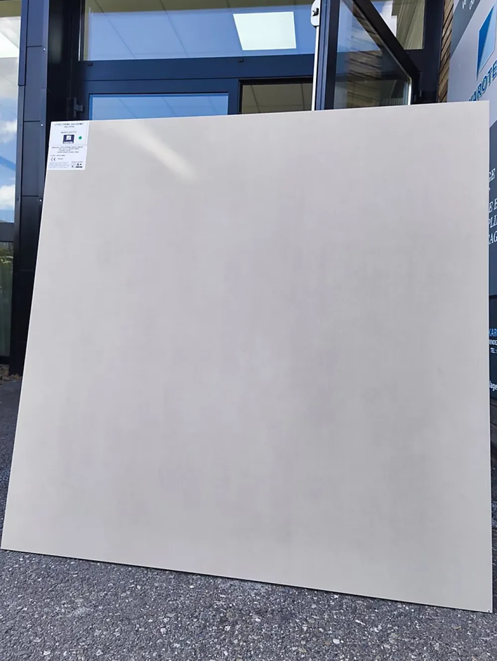 Itaca Carrelage Sol Effet Béton|Carrelage Sol Pour Salle De Bains<Carrelage sol/mur effet béton LITHIC CREMA MAT L.100 x l.100cm