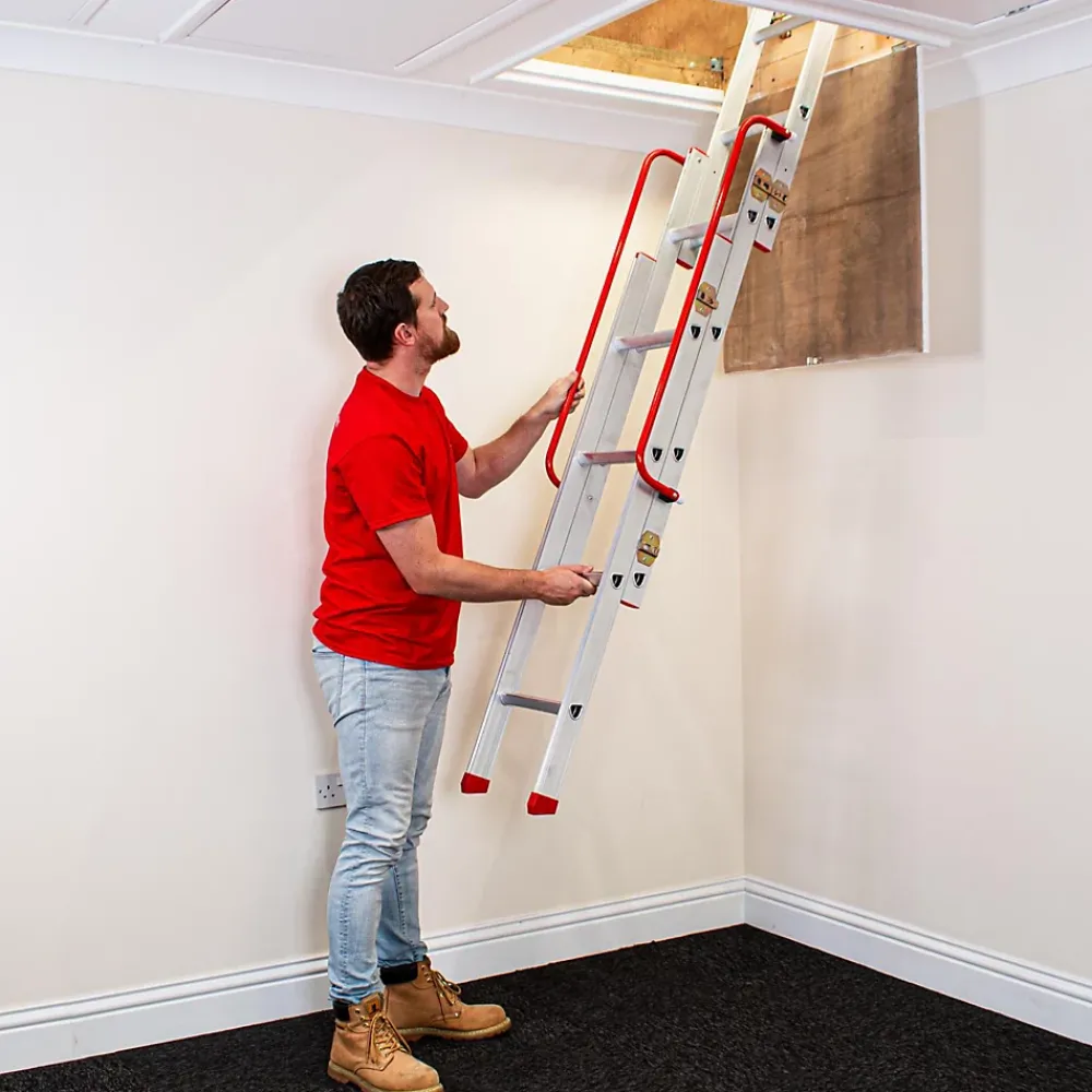 BPS Access Solutions Échelle de grenier coulissante aluminium 3 sections avec main courante, Charge max. 150 kg, EN14975, BPS Depot- Escalier Escamotable