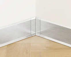 Ilcom Coin intérieur pour plinthe FLI Argent satiné - 30mm x 80 mm x 0,65 ep.- Moulure
