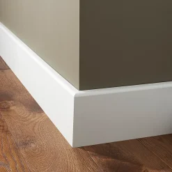 GoodHome Plinthe Bois|Plinthe Bois<Couvre-plinthe MDF Blanc 220 x 13,8 cm Décor 10 (vendue à la pièce)