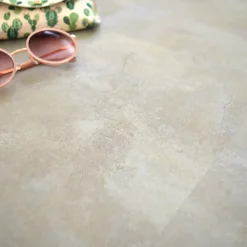 Décoweb Dalle sol vinyle rigide Performance - Clic 5G - Pierre Calcaire - Paquet de 1,49 m²- Dalle Et Lame Pvc
