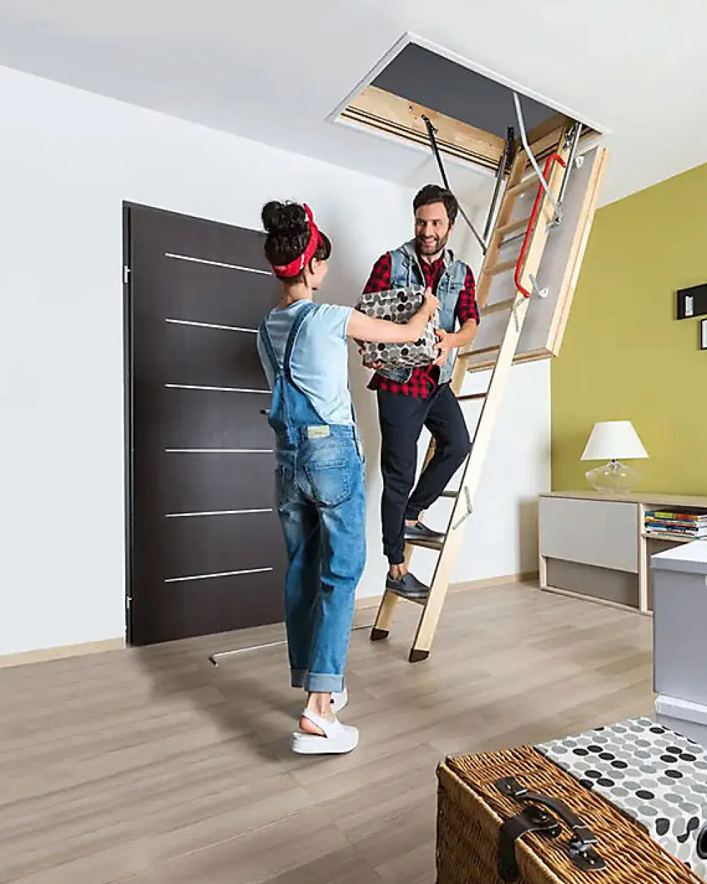 Matisere Echelle coupe feu 60min avec trappe de 60x100cm - Hauteur de 2.53 à 2.80m - LWF60/60100-280- Escalier Escamotable