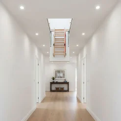 Matisere Echelle escamotable bois - Trémie de 70 x 140cm - Hauteur de 2.32 à 2.80m - LWZ70140-2- Escalier Escamotable