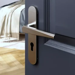 GoodHome Poignée De Porte<Ensemble poignée sur plaque rondcylindre Keri effet nickel satin gris L.140mm x l.42mm entraxe 165-195mm