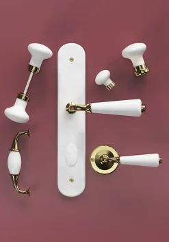 GoodHome Ensemble poignée sur rosace Incurvé vis traversante ou à vis Porcelaine Vras brillant or Ø48mm- Poignée De Porte
