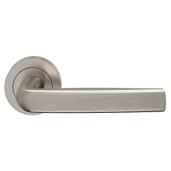 GoodHome Ensemble poignée sur rosace Incurvé à visser Primel effet nickel satin gris Ø52mm- Poignée De Porte