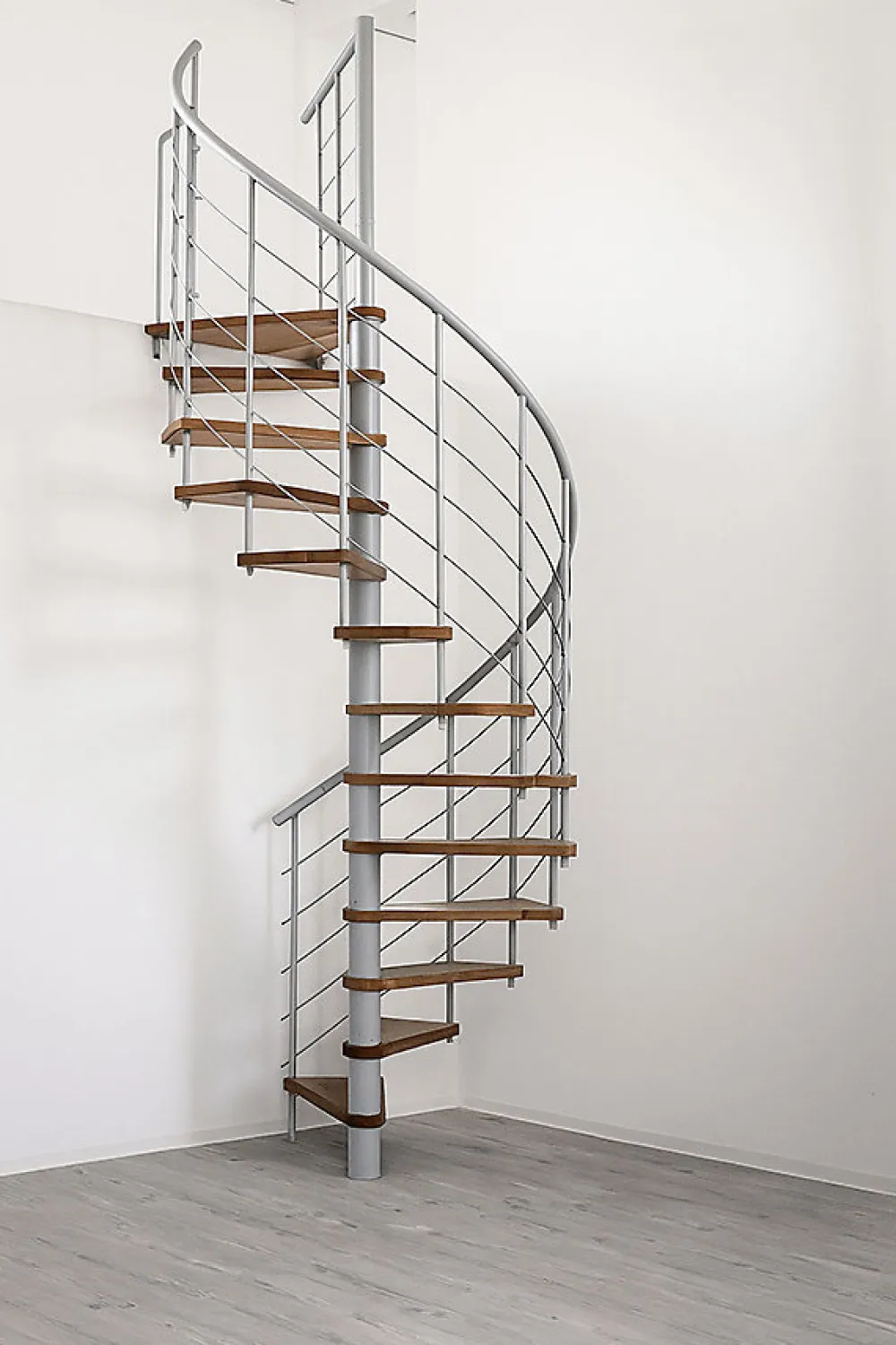 Matisere Escalier Colimaçon<Escalier colimaçon 12 marches - Diamètre 140cm - Hauteur à franchir 2.34 à 2.82m - Gris et Noyer - VENE140-SGMNOY-12