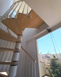 Matisere Escalier Quart Tournant<Escalier colimaçon 13 marches - Hauteur à franchir de 2.67m à 3.12m - Diamètre 1.05m - Structure blanche et marche naturel -