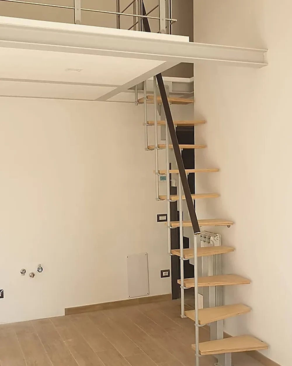Matisere Escalier droit 12 marches - Hauteur à franchir de 2.60 à 3.08m - Largeur 60cm - Couleur bois et blanc - SMALL60/I-SBNAT-12- Escalier Droit