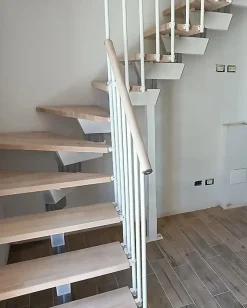 Matisere Escalier Quart Tournant<Escalier quart tournant 15 marches - Hauteur à franchir de 2.97 à 3.56m - Largeur 85cm - Limon central - Noyer et anthracite -