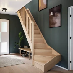 Fortia Escalier Quart Tournant<Escalier quart tournant gauche hêtre coloris naturel 13 marches Siderno avec contremarche