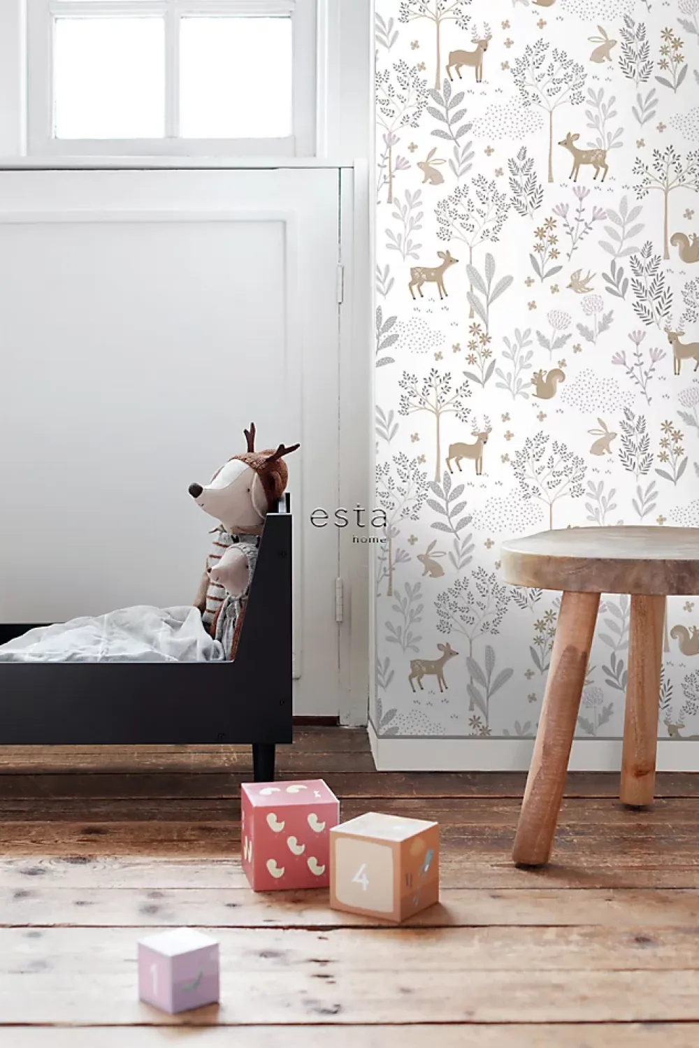 Estahome Papier Peint<papier peint forêt avec des animaux de la forêt lilas violet et beige - 53 cm x 10.05 m - 139520