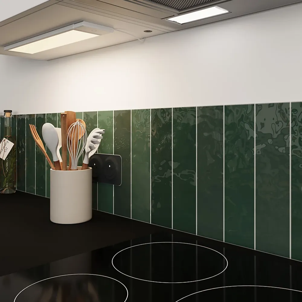 Faïence murale vert effet terre cuite brillant L.30 x l.7,5 cm, Vernissea- Carrelage Mural Pour Wc|Faïence Pour Douche