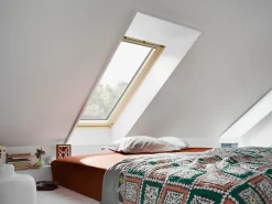 Velux Velux Et Fenêtre De Toit<Fenêtre de toit à rotation Standard Clearfinish - bois/pin L. 78 x H. 118 cm (GGL 3054 MK06)