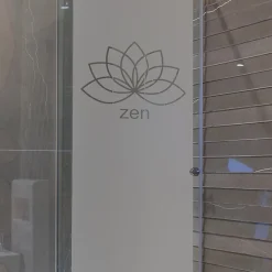 Ambiance Sticker Film Fenêtre Anti Regard Occultant - ZEN FLEUR DE LOTUS - Stickers Autocollant Brise-Vue pour Vitre & Porte de Douche - 120x35cm- Film Occultant Pour Vitrage