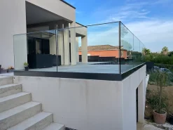 Home mat Garde-corps verre - Aluminium - Pose à la française au ML- Garde-Corps, Balustrade
