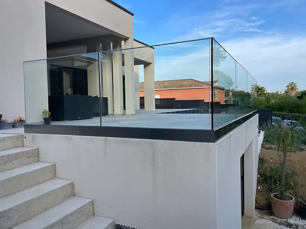 Home mat Garde-corps verre - Aluminium - Pose à la française au ML- Garde-Corps, Balustrade