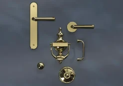GoodHome Heurtoir de porte extérieur Tudy effet laiton doré H.180 mm x l.97 mm- Poignée De Porte Extérieure