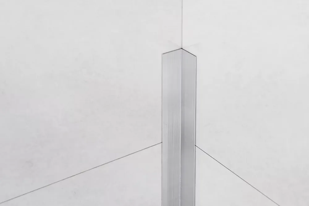 Ilcom Profilé décoratif Li Angle intérieur en acier inoxydable Argent satiné - 20 mm x 2700 mm x 0,65 ep.- Profilé Carrelage
