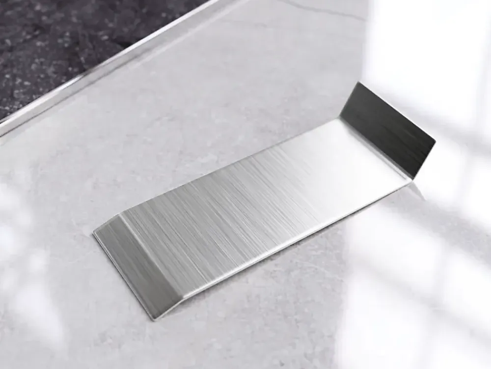 Ilcom Plinthe Pour Parquet Et Stratifié<Joint FI en acier inoxydable pour plinthe Argent satiné - 100mm x 30mm x 12mm