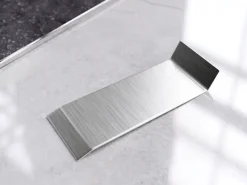 Ilcom Joint FI en acier inoxydable pour plinthe Argent satiné - 80mm x 30mm x 12mm- Plinthe Pour Parquet Et Stratifié