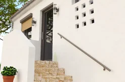 Alumin'home Kit de fixation pour main courante aluminium taupe- Accessoire D'Escalier