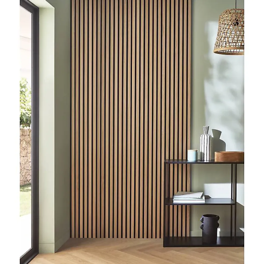 Decoon Panneau Tasseau Bois<Lot de 4 panneaux tasseaux bois 250 x 30 x 1 cm - Lamelles bois placage chêne clair véritable fond noir - 3m²