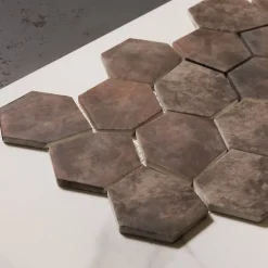 Ilcom Mosaïque Pour Douche<Mosaïque de verre pressé antidérapant R11 sur maille pour salle de bain ou cuisine 41 cm x 26 cm - Hexa air slate (0,09m²)