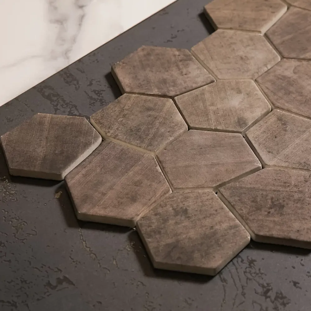 Ilcom Mosaïque de verre pressé antidérapant R11 sur maille pour salle de bain ou cuisine 41 cm x 26 cm - Hexa dark mat (0,09m²)- Mosaïque|Mosaïque Pour Wc