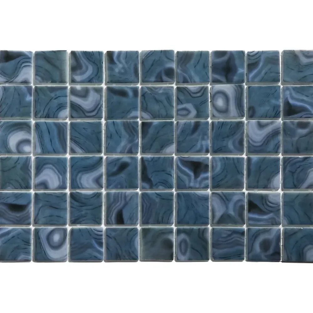 Ilcom Mosaïque en verre pressé sur maille pour piscine 31.5cm x 47.7cm - Modena Praga Pool (0,151m²)- Mosaïque Pour Wc