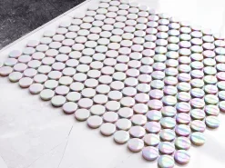 Ilcom Mosaïque sur résille pour salle de bain et cuisine en céramique 29.3 cm x 31.7 cm - Rainbow bubbles- Mosaïque|Mosaïque Pour Douche