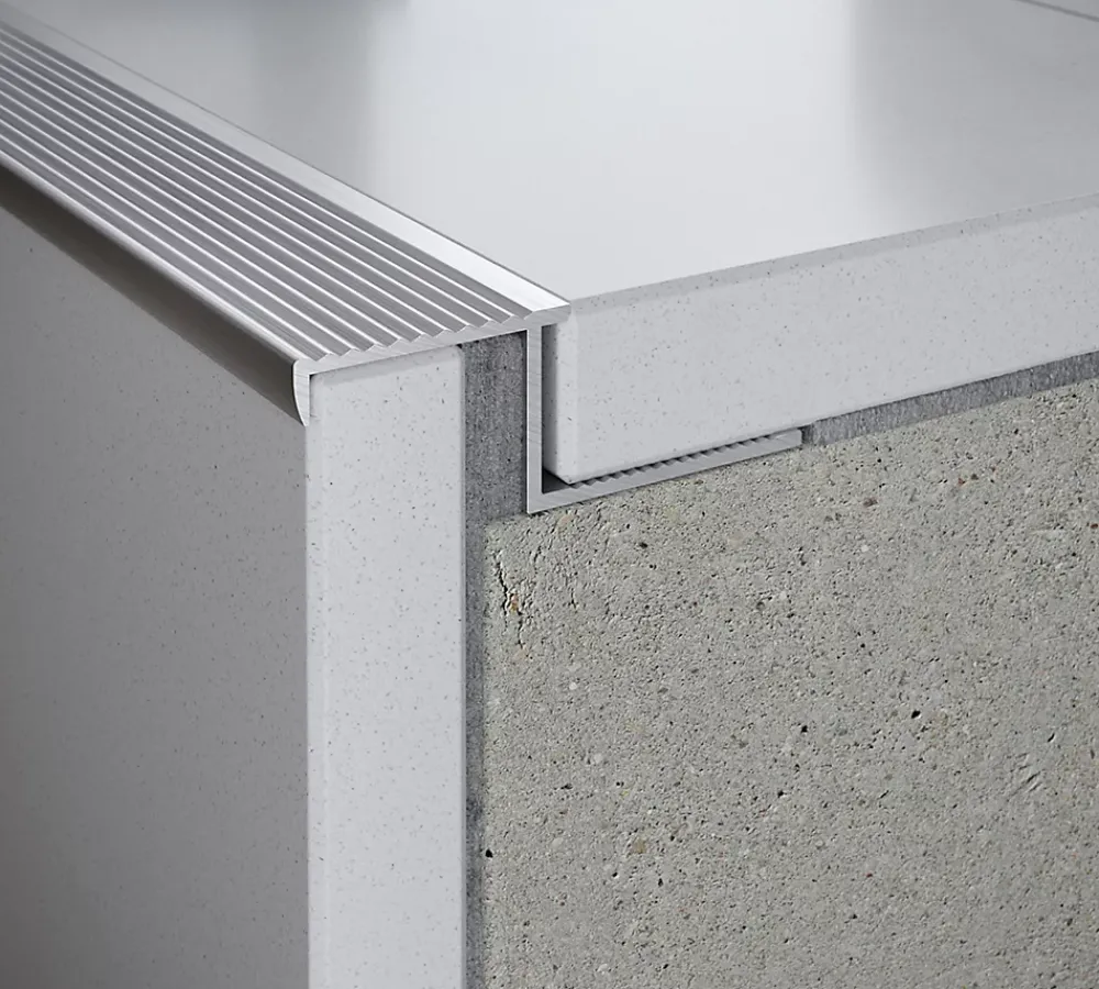 Diall Profilé Carrelage<Nez de marche extérieur droit aluminium brut argent lisse 35mmx250cm
