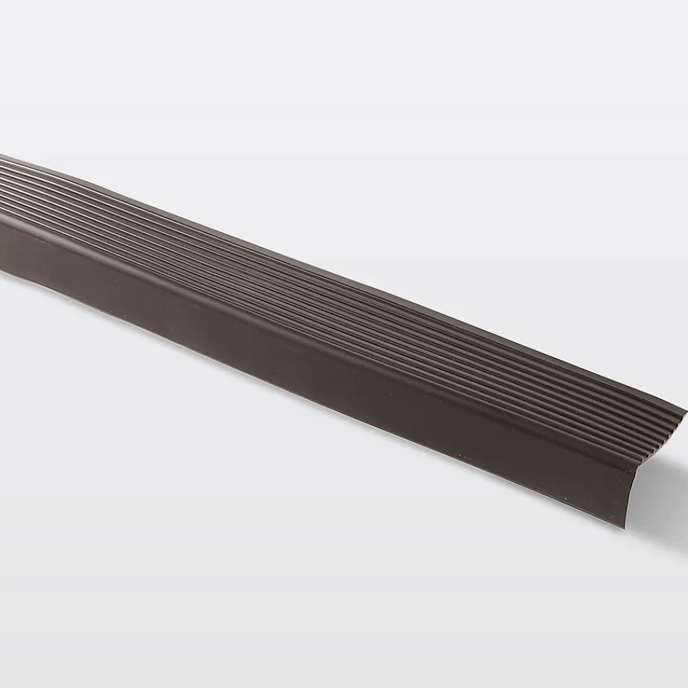 GoodHome Nez de marche PVC marron 65 x 42,5 x 1800 mm- Nez De Marche|Nez De Marche